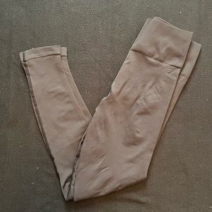 Dark Gray. Lululemon. Size 6